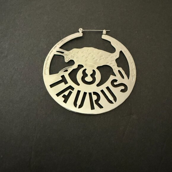 NOC Zodiac Taurus Earrings Silver Round Cutout Textured Design Astrology Jewelry - Picture 2 of 4